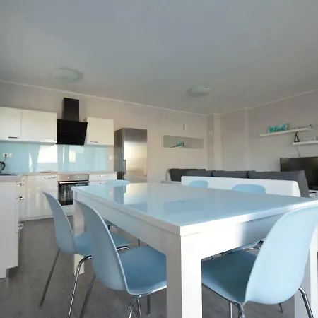 Casa vacanze Modern Holiday With Private Pool Near Sea In Jasenice *