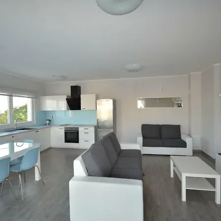 Modern Holiday With Private Pool Near Sea In Jasenice